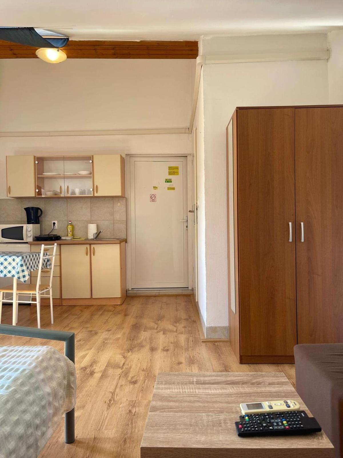 Dejan Apartment4-Top Centar Póla Kültér fotó